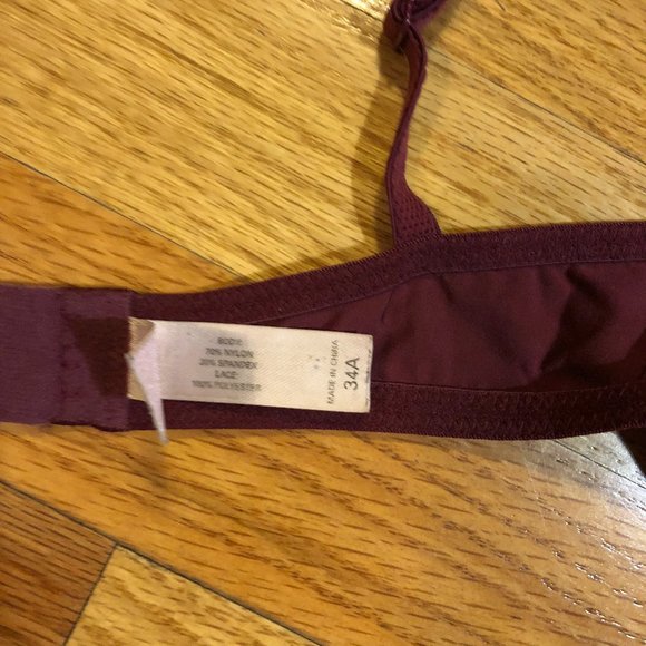 WOMENS VICTORIA'S SECRET BURGUNDY LACE BRA 34A - Picture 9 of 9